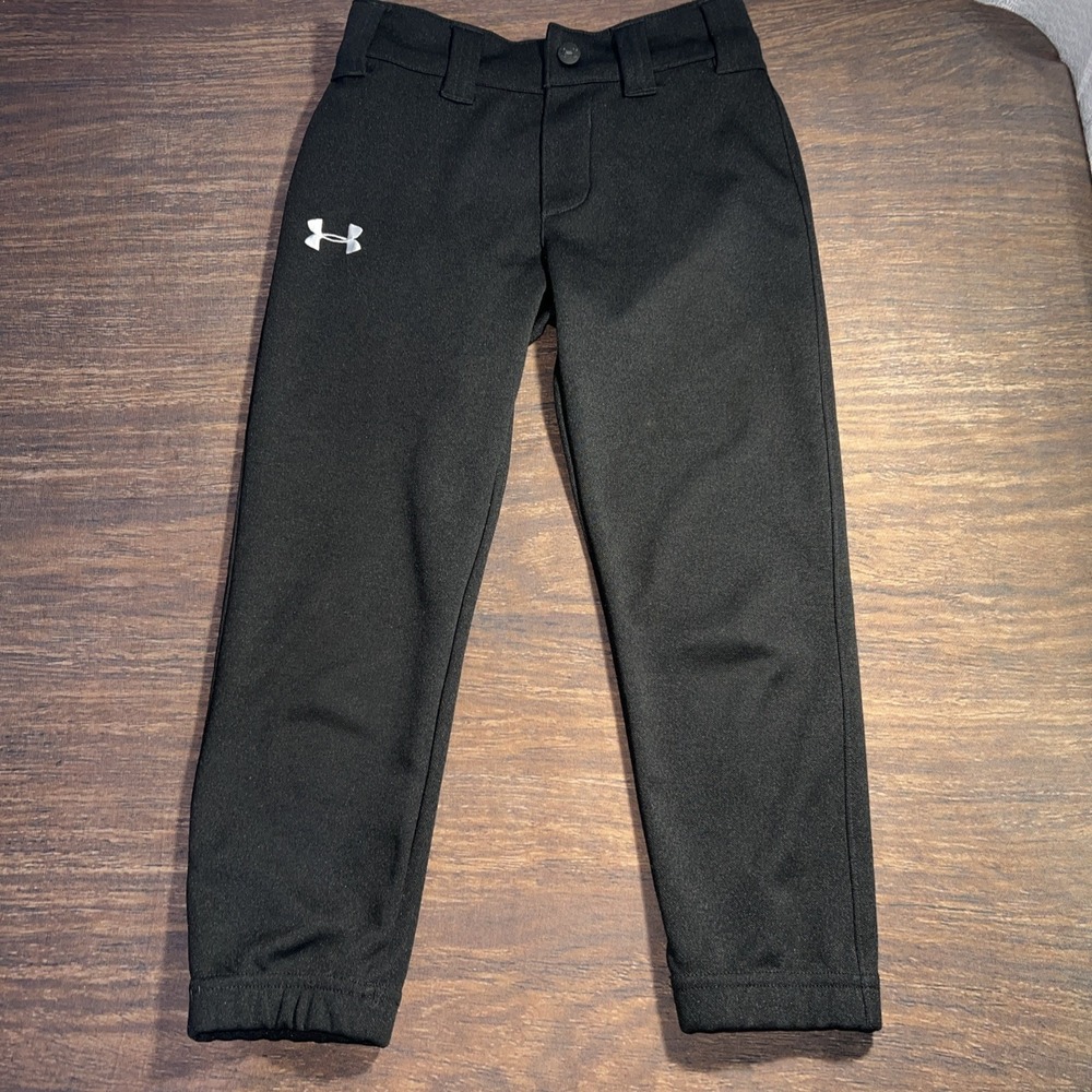 Under Armour Youth Size 5 Black Baseball Pants Belt Loops